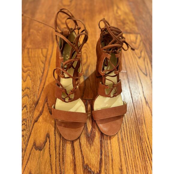 Vince Camuto Wendell Womens 7.5 Brown Tan Suede Shoes Lace Up Gladiator Sandals - Picture 2 of 16